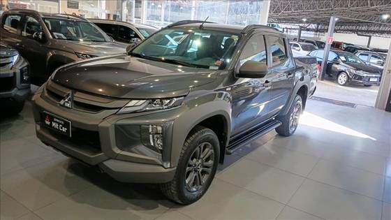 MITSUBISHI L200 TRITON 2.4 16V TURBO DIESEL SPORT OUTDOOR PLUS CD 4P 4X4 AUTOMÁTICO