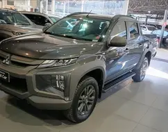 MITSUBISHI L200 TRITON 2.4 16V TURBO DIESEL SPORT OUTDOOR PLUS CD 4P 4X4 AUTOMÁTICO MITSUBISHI L200 TRITON 2.4 16V TURBO DIESEL SPORT OUTDOOR PLUS CD 4P 4X4 AUTOMÁTICO