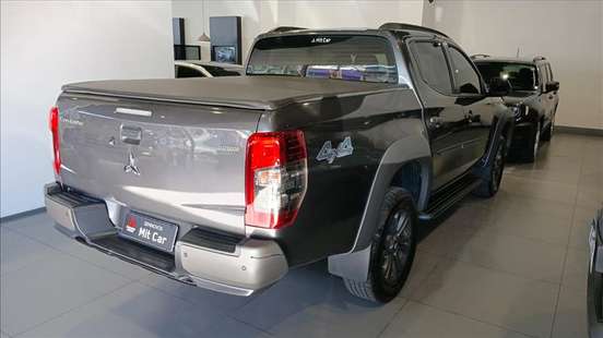MITSUBISHI-L200 TRITON-2024