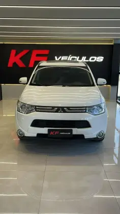 MITSUBISHI OUTLANDER 2.0 16V GASOLINA 4P AUTOMÁTICO MITSUBISHI OUTLANDER 2.0 16V GASOLINA 4P AUTOMÁTICO