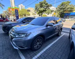 MITSUBISHI OUTLANDER 3.0 GT 4X4 V6 24V GASOLINA 4P AUTOMÁTICO MITSUBISHI OUTLANDER 3.0 GT 4X4 V6 24V GASOLINA 4P AUTOMÁTICO