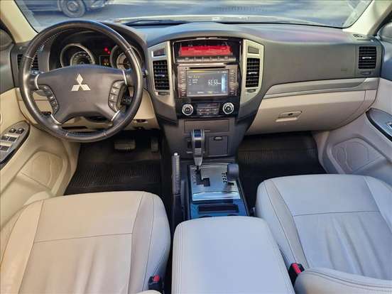 MITSUBISHI-PAJERO FULL-3.2 HPE 4X4 16V TURBO INTERCOOLER DIESEL 4P AUTOMÁTICO MITSUBISHI-PAJERO FULL-2017