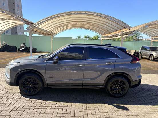 MITSUBISHI-ECLIPSE CROSS-1.5 MIVEC TURBO GASOLINA HPE BLACK CVT MITSUBISHI-ECLIPSE CROSS-2025