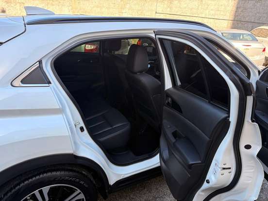 MITSUBISHI-ECLIPSE CROSS-2023
