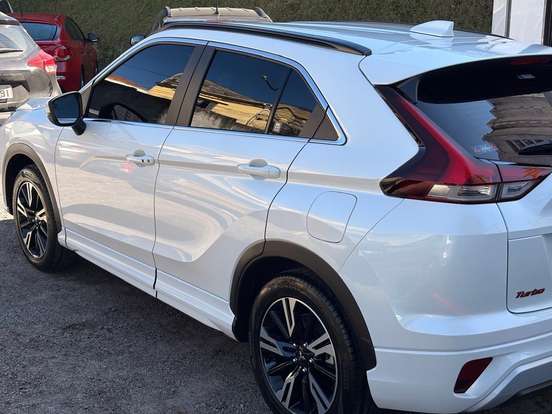 MITSUBISHI-ECLIPSE CROSS-2023