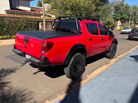 MITSUBISHI-L200 SAVANA-3.2 4X4 16V TURBO INTERCOOLER DIESEL 4P AUTOMÁTICO MITSUBISHI-L200 SAVANA-2017