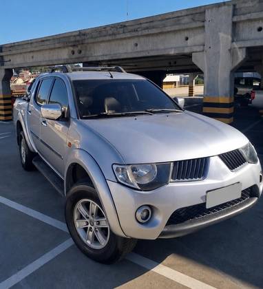 MITSUBISHI L200 TRITON 3.2 HPE 4X4 CD 16V TURBO INTERCOOLER DIESEL 4P AUTOMÁTICO