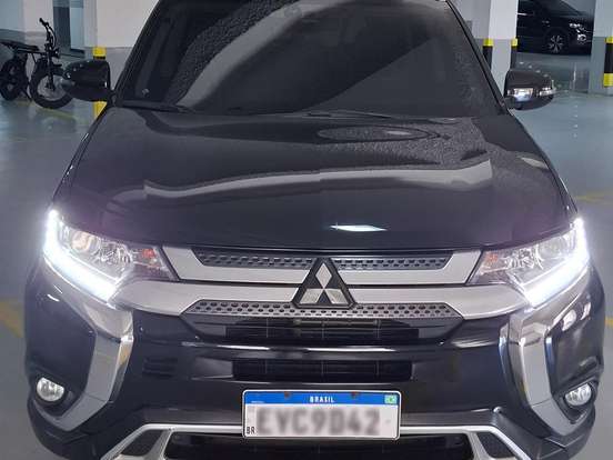 MITSUBISHI-OUTLANDER-2.0 MIVEC GASOLINA HPE AUTOMÁTICO MITSUBISHI-OUTLANDER-2018