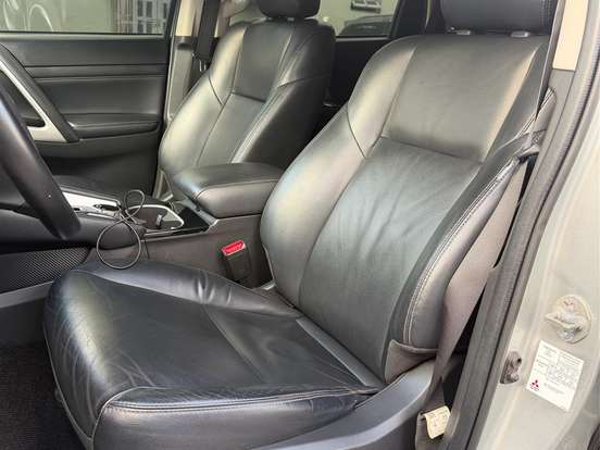 MITSUBISHI-PAJERO SPORT-2.4 16V MIVEC TURBO DIESEL HPE AWD AUTOMÁTICO MITSUBISHI-PAJERO SPORT-2023