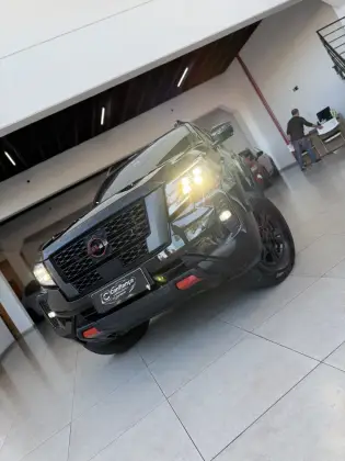 NISSAN FRONTIER 2.3 16V TURBO DIESEL PRO4X CD 4X4 AUTOMÁTICO NISSAN FRONTIER 2.3 16V TURBO DIESEL PRO4X CD 4X4 AUTOMÁTICO