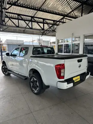 NISSAN-FRONTIER-2022