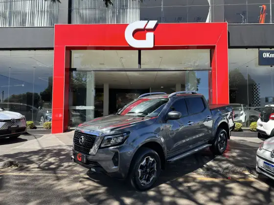 NISSAN FRONTIER 2.3 16V TURBO DIESEL XE CD 4X4 AUTOMÁTICO