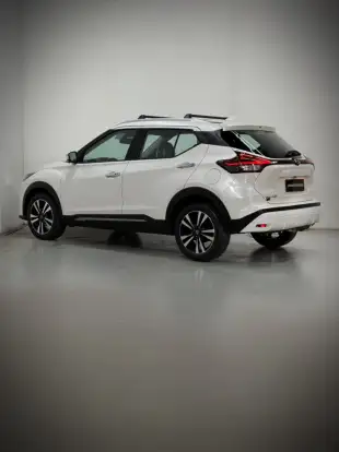 NISSAN-KICKS-2022