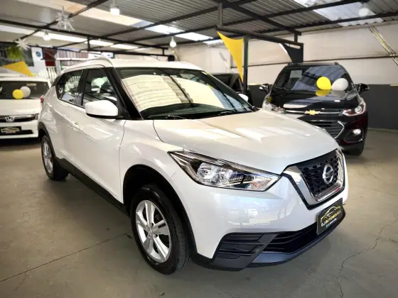 NISSAN KICKS 1.6 16V FLEXSTART S 4P XTRONIC NISSAN KICKS 1.6 16V FLEXSTART S 4P XTRONIC