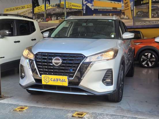 NISSAN-KICKS-2023