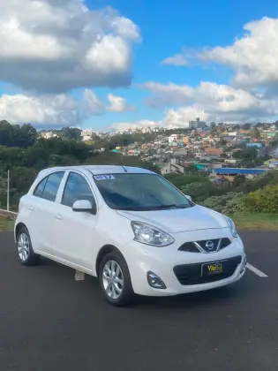 NISSAN MARCH 1.0 CONFORTO 12V FLEX 4P MANUAL NISSAN MARCH 1.0 CONFORTO 12V FLEX 4P MANUAL