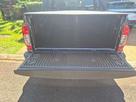 NISSAN-FRONTIER-2024