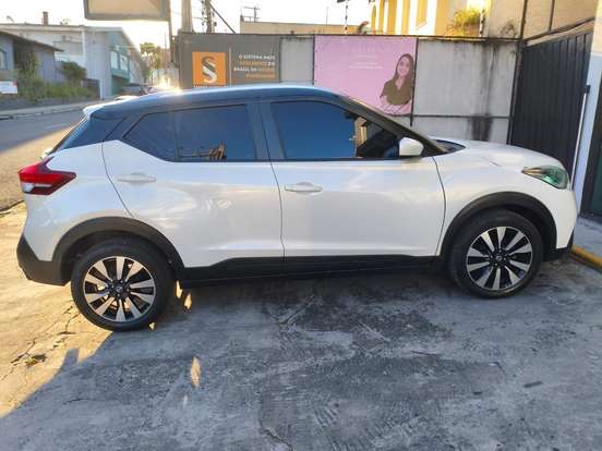 NISSAN-KICKS-2019