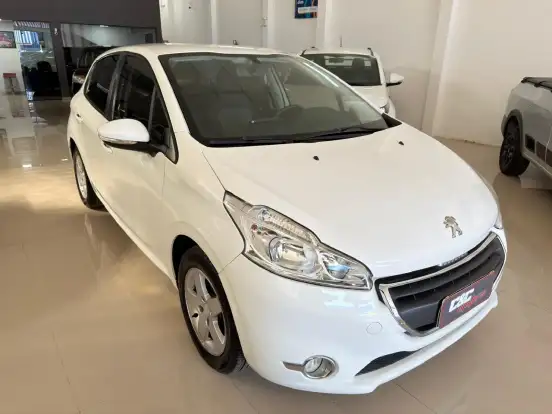 PEUGEOT-208-2014