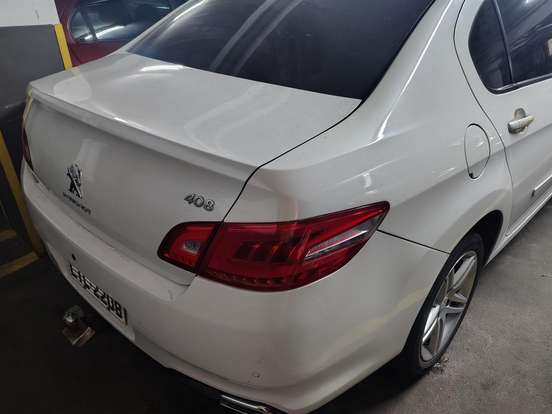 PEUGEOT-408-1.6 BUSINESS 16V TURBO FLEX 4P AUTOMÁTICO PEUGEOT-408-2017