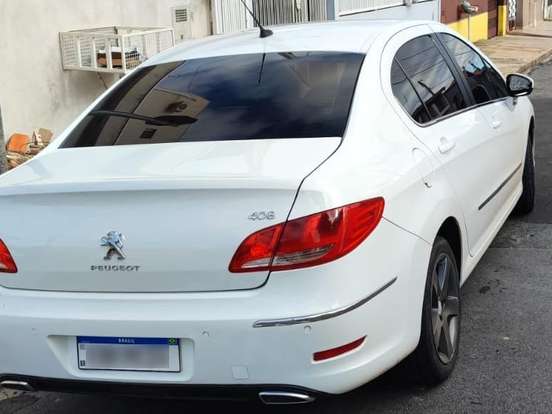 PEUGEOT-408-2.0 GRIFFE 16V FLEX 4P AUTOMÁTICO PEUGEOT-408-2011