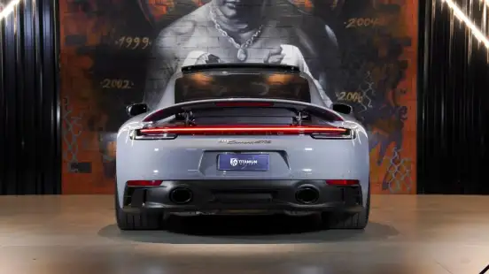 PORSCHE-911-2023