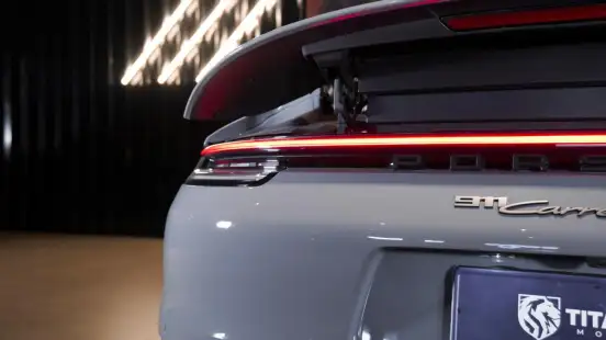 PORSCHE-911-2023