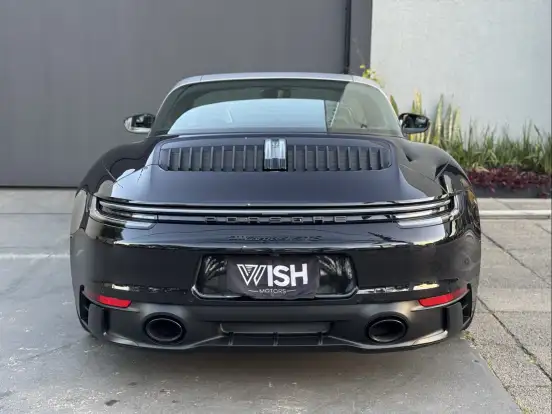 PORSCHE-911-2023
