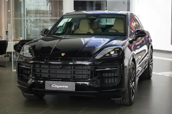 PORSCHE-CAYENNE-2026