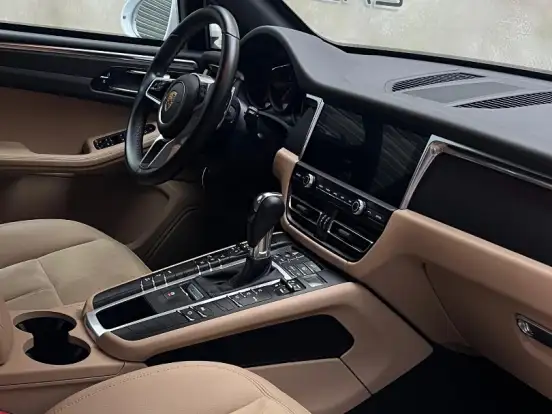 PORSCHE-MACAN-2.0 16V GASOLINA 4P AUTOMÁTICO PORSCHE-MACAN-2020