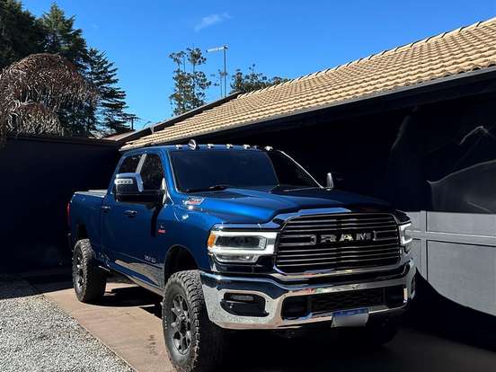 RAM-2500-6.7 I6 TURBO DIESEL LARAMIE CD 4X4 AUTOMÁTICO RAM-2500-2023