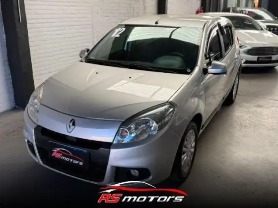 RENAULT SANDERO 1.6 PRIVILÉGE 16V FLEX 4P AUTOMÁTICO RENAULT SANDERO 1.6 PRIVILÉGE 16V FLEX 4P AUTOMÁTICO