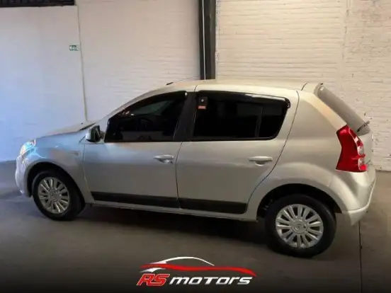 RENAULT-SANDERO-1.6 PRIVILÉGE 16V FLEX 4P AUTOMÁTICO RENAULT-SANDERO-2012