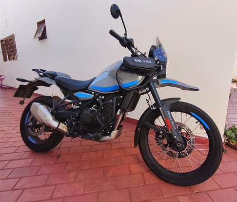 ROYAL ENFIELD-HIMALAYAN 450 SLATE POPPY BLUE-2025