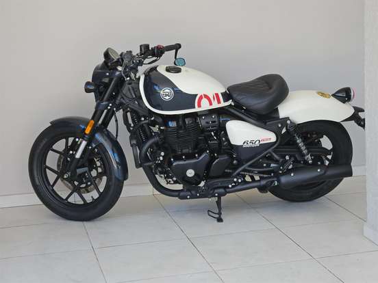 ROYAL ENFIELD-SHOTGUN 650 STENCIL WHITE ROYAL ENFIELD-SHOTGUN 650 STENCIL WHITE-2026