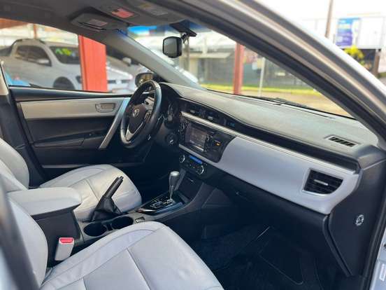 TOYOTA-COROLLA-2014