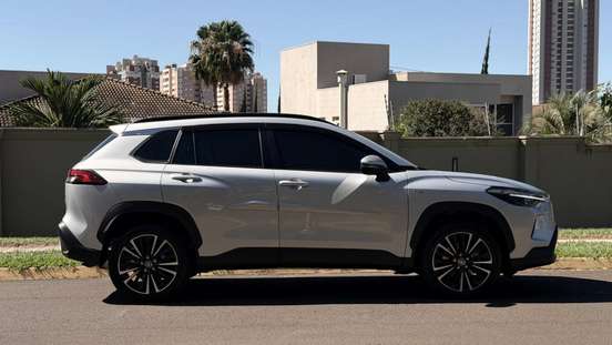 TOYOTA-COROLLA CROSS-2025