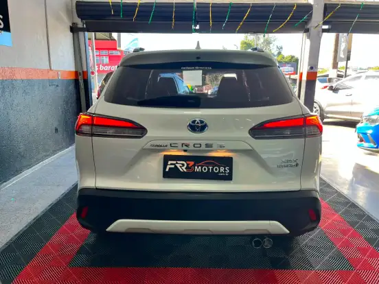 TOYOTA-COROLLA CROSS-2023