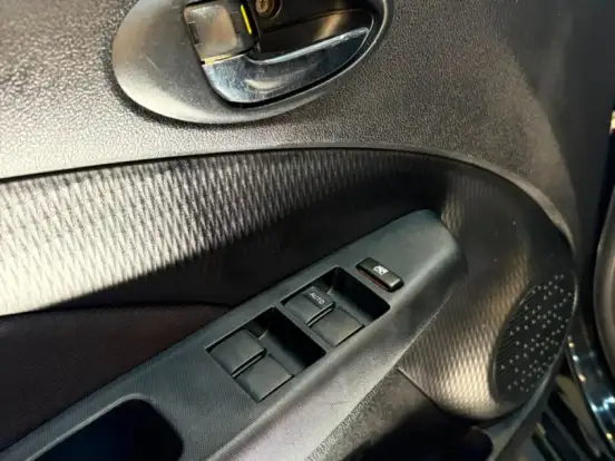 TOYOTA-ETIOS-1.5 PLATINUM 16V FLEX 4P AUTOMÁTICO TOYOTA-ETIOS-2016
