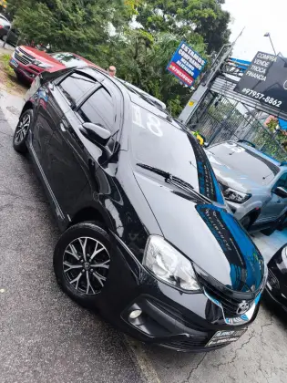 TOYOTA ETIOS 1.5 PLATINUM 16V FLEX 4P AUTOMÁTICO