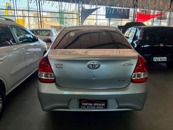 TOYOTA-ETIOS-1.5 XS 16V FLEX 4P MANUAL TOYOTA-ETIOS-2017