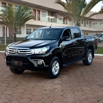 TOYOTA-HILUX-2.7 SR 4X2 CD 16V FLEX 4P AUTOMÁTICO TOYOTA-HILUX-2016