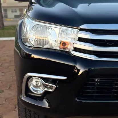 TOYOTA-HILUX-2.7 SR 4X2 CD 16V FLEX 4P AUTOMÁTICO TOYOTA-HILUX-2016
