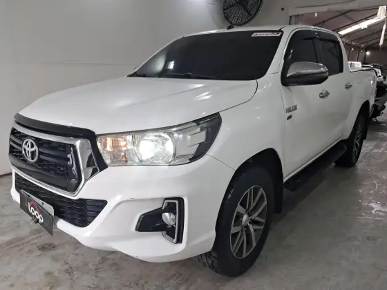 TOYOTA HILUX 2.7 SRV 4X4 CD 16V FLEX 4P AUTOMÁTICO TOYOTA HILUX 2.7 SRV 4X4 CD 16V FLEX 4P AUTOMÁTICO