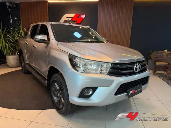 TOYOTA HILUX 2.8 POWER PACK 4X4 CD 16V DIESEL 4P MANUAL TOYOTA HILUX 2.8 POWER PACK 4X4 CD 16V DIESEL 4P MANUAL