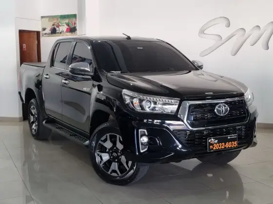 TOYOTA HILUX 2.8 SRX 4X4 CD 16V DIESEL 4P AUTOMÁTICO TOYOTA HILUX 2.8 SRX 4X4 CD 16V DIESEL 4P AUTOMÁTICO