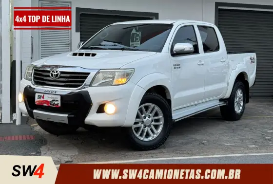 TOYOTA HILUX 3.0 SRV TOP 4X4 CD 16V TURBO INTERCOOLER DIESEL 4P AUTOMÁTICO TOYOTA HILUX 3.0 SRV TOP 4X4 CD 16V TURBO INTERCOOLER DIESEL 4P AUTOMÁTICO