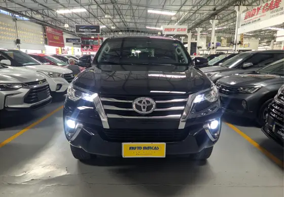 TOYOTA HILUX SW4 2.7 SRV 7 LUGARES 4X2 16V FLEX 4P AUTOMÁTICO