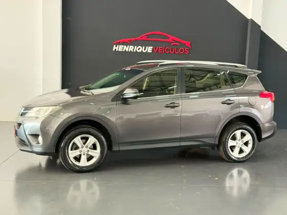 TOYOTA RAV4 2.0 4X2 16V GASOLINA 4P AUTOMÁTICO TOYOTA RAV4 2.0 4X2 16V GASOLINA 4P AUTOMÁTICO