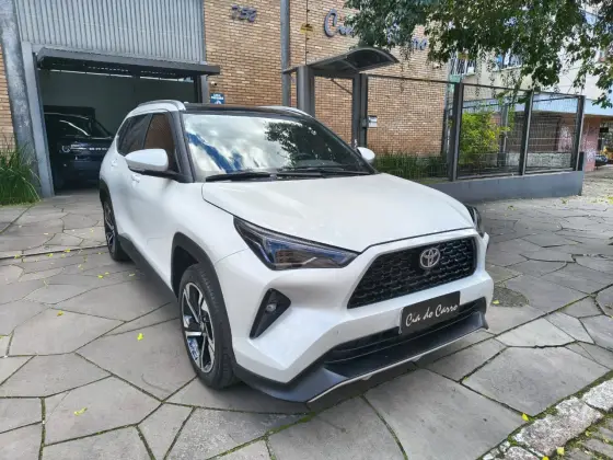 TOYOTA YARIS CROSS 1.5 VVT-I HYBRID FLEX XRX CVT TOYOTA YARIS CROSS 1.5 VVT-I HYBRID FLEX XRX CVT